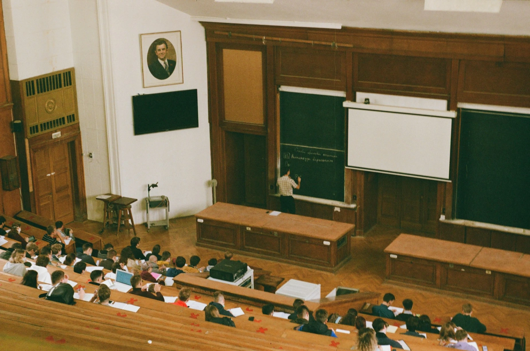 Get best home tutors in Patel Para Karachi for all students. Focus on strong concepts, homework help and exam preparation with expert teachers PK Tutors